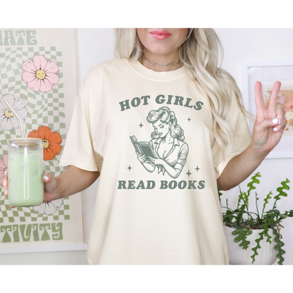 Hot Girls Read Books Retro Graphic Tee